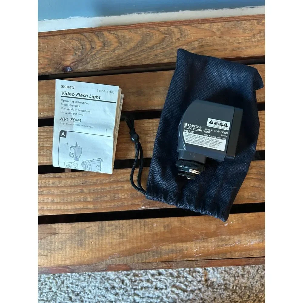 Genuine Sony video light & flash DC 7.2V Model No HVL-FDH3 with bag & manual